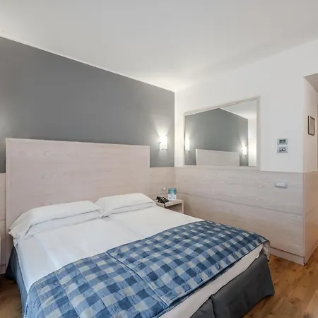 Hotiday Collection - Torbole Hotel Torbole Sul Garda