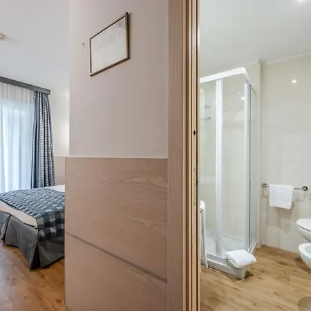 Hotel Hotiday Collection - Torbole